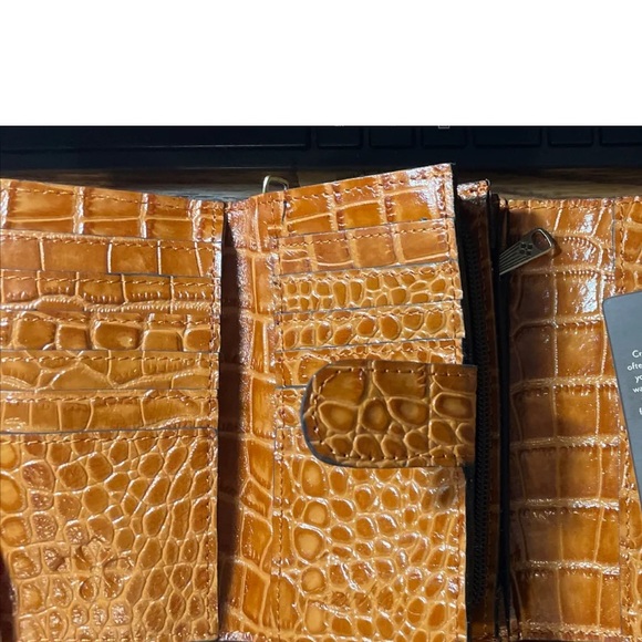 Patricia Nash Cametti Croco Embossed Congac Leather Wallet  NWOT - Picture 6 of 6